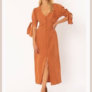BNWT Amuse Society Palo Dress (L)